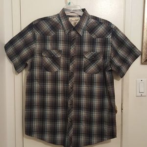 Men's button shirt